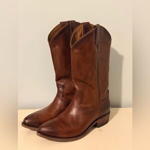 Frye Rich Brown Western Boots women’s